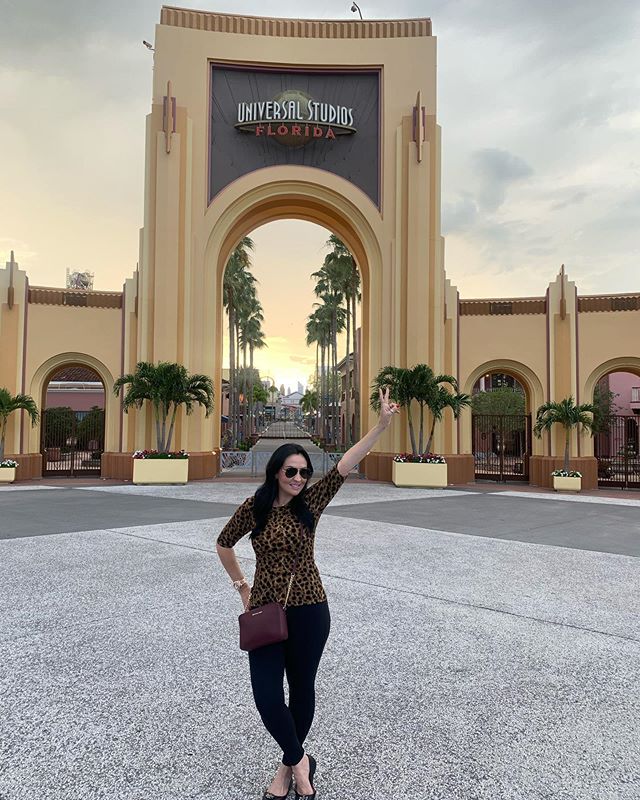 É OFICIAL minhaaa gentiii!!!🎢🇺🇸
Reabertura da @universalorlando !!!! Coração ta como?!?
Dia 05/06 para o público!!! ⠀⠀⠀⠀⠀⠀ ⠀⠀⠀⠀⠀⠀ ⠀⠀⠀⠀⠀⠀ ⠀⠀⠀⠀⠀⠀ ⠀⠀⠀⠀⠀⠀ ⠀⠀⠀⠀⠀⠀ ⠀⠀⠀⠀⠀⠀ ⠀⠀⠀⠀⠀⠀
@universalorlando #parks #universalorlando #orlando #vacation #happy #world #islandofadventure #volcanobay @renato_cruz_goncalves_